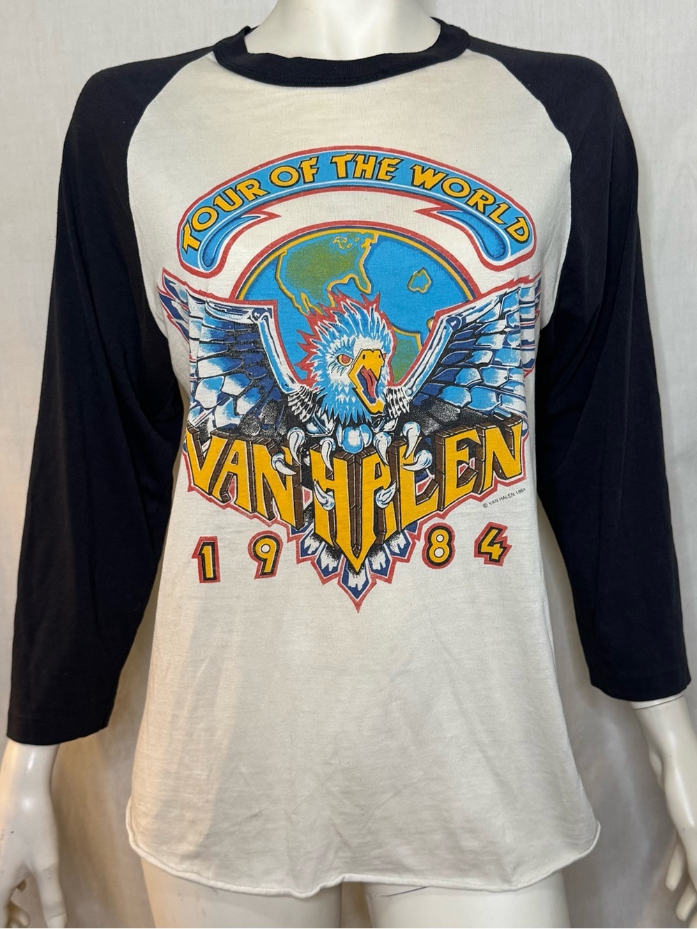 Vintage Van Halen Tour of the World 1984 raglan size medium